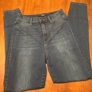 Fashion Nova Skinny Jeans